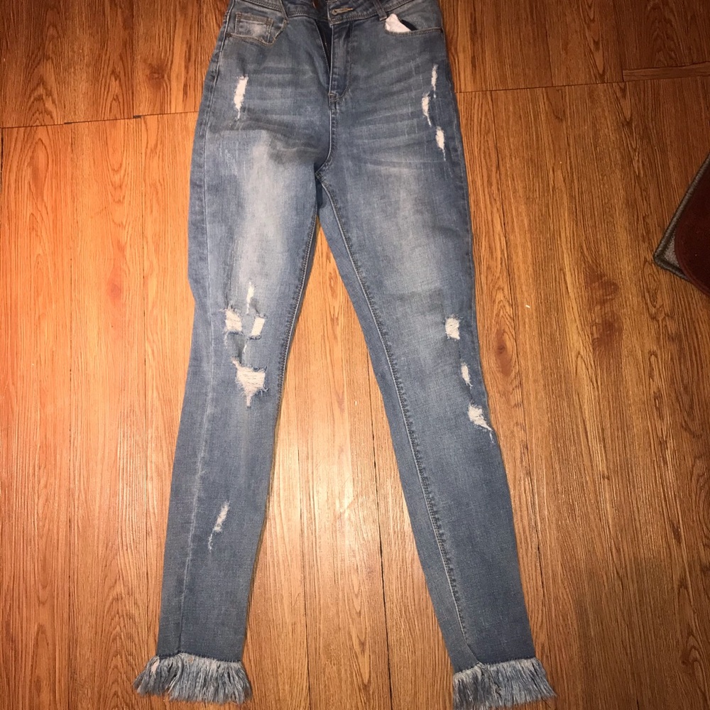 Distressed high waisted, fringe ankle  jeans